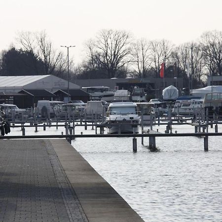 Zum Grossen Zernsee Am Hafen Kolonie Zern Екстер'єр фото